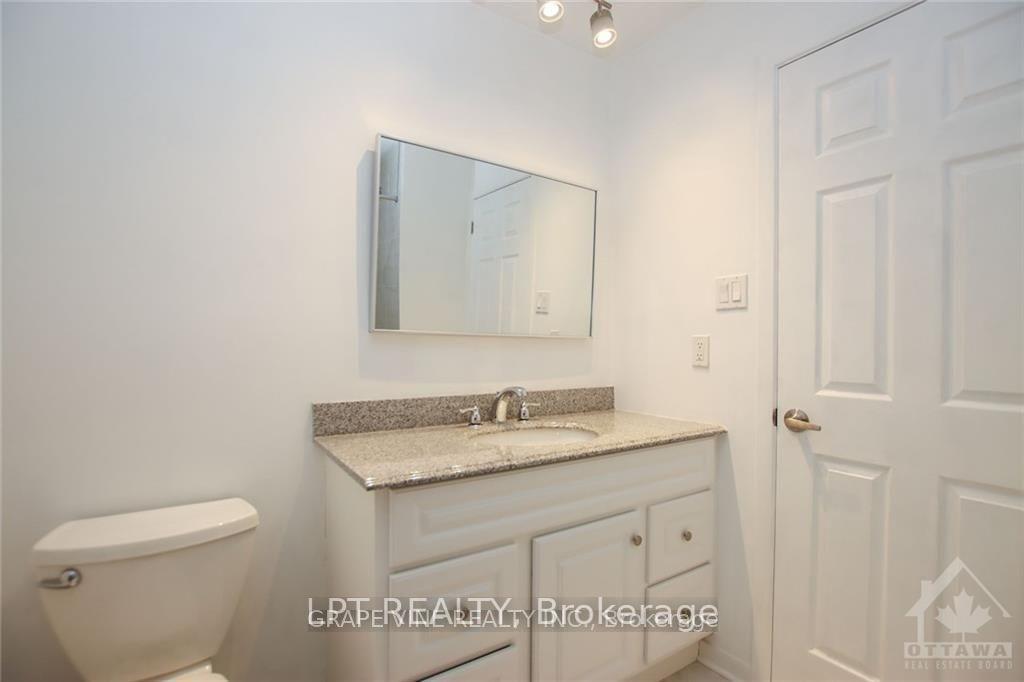 Photo 22 of 121 Erin Crescent, Ottawa, Hunt Club — HOMEH