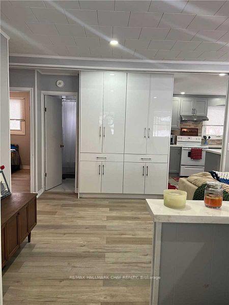 Photo 8 of Unit Upper, 339 William Street, Shelburne — HOMEH