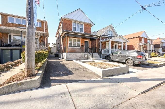Photo 3 of 14 Blandford Street, Toronto, Oakwood Village — HOMEH