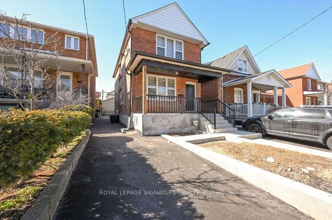 Photo 4 of 14 Blandford Street, Toronto, Oakwood Village — HOMEH