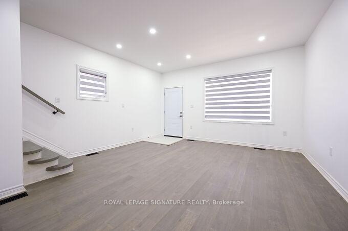 Photo 16 of 14 Blandford Street, Toronto, Oakwood Village — HOMEH