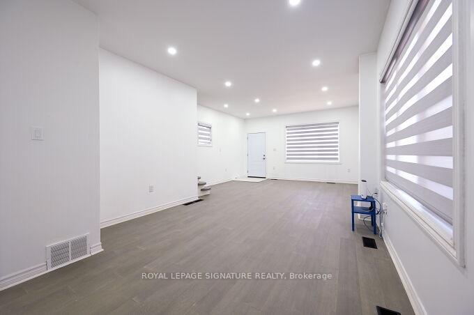 Photo 19 of 14 Blandford Street, Toronto, Oakwood Village — HOMEH
