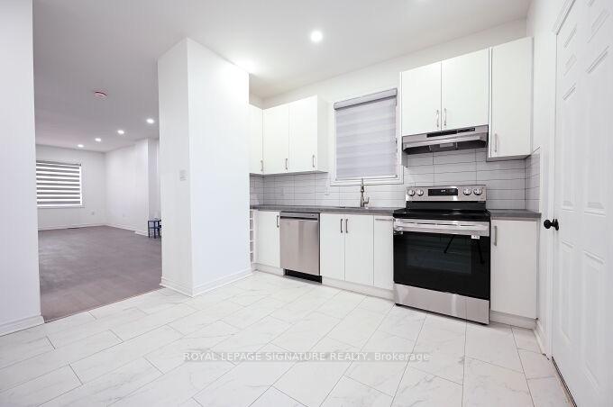 Photo 24 of 14 Blandford Street, Toronto, Oakwood Village — HOMEH