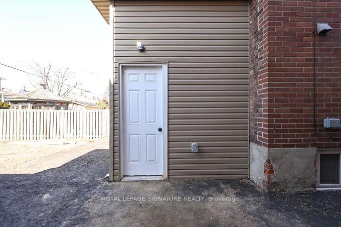 Photo 43 of 14 Blandford Street, Toronto, Oakwood Village — HOMEH