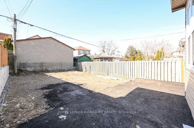 Photo 44 of 14 Blandford Street, Toronto, Oakwood Village — HOMEH
