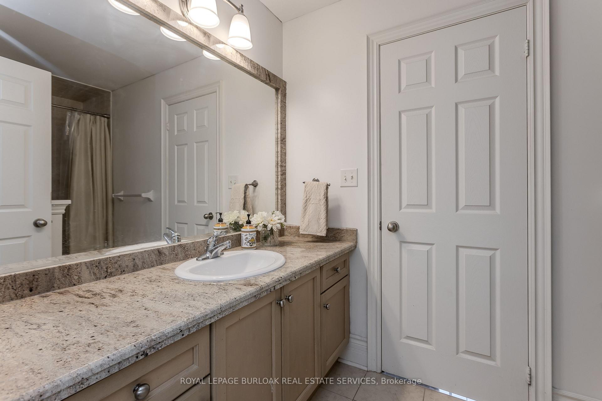 Photo 23 of 2194 Berwick Drive, Burlington, Roseland — HOMEH