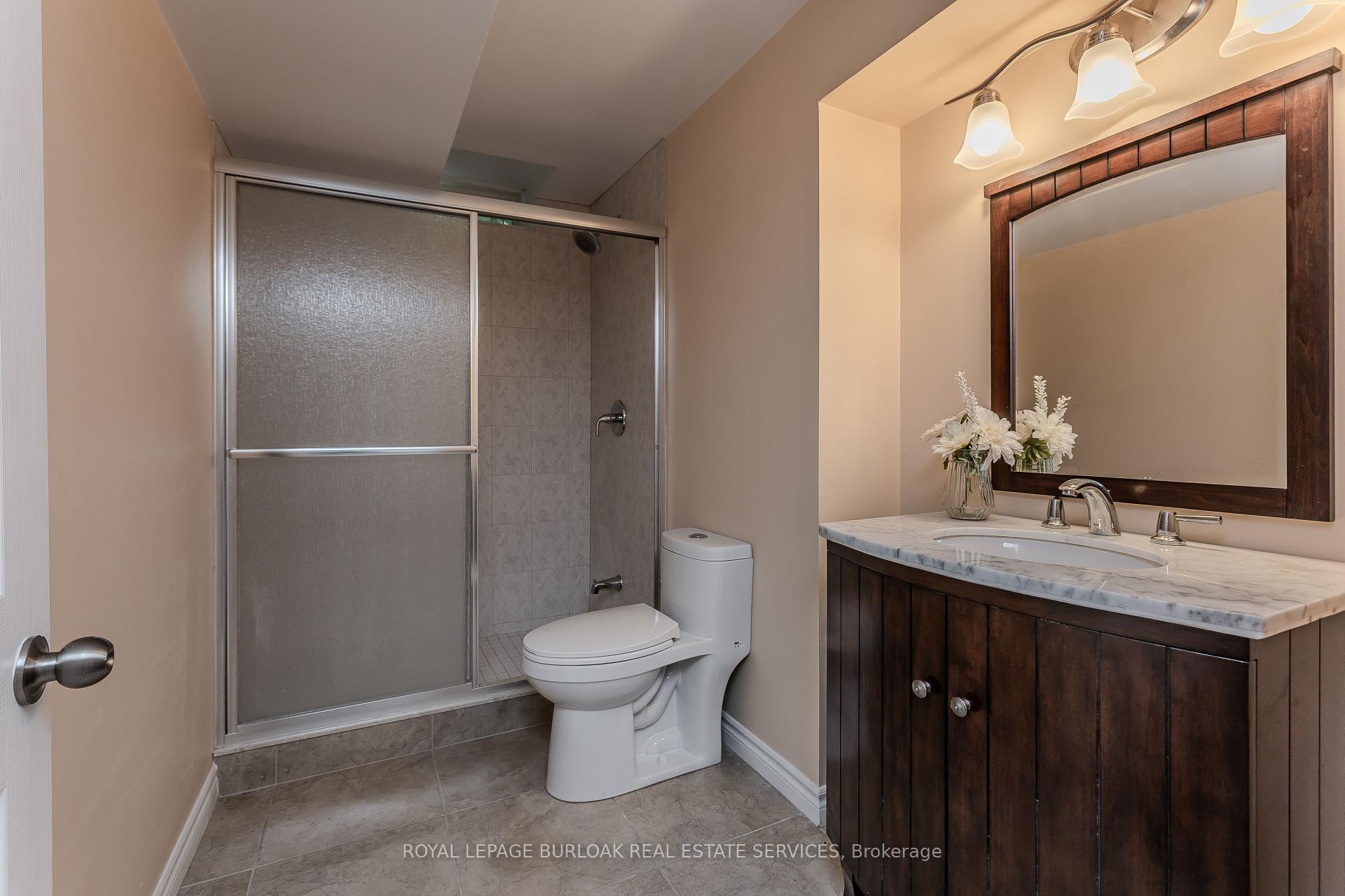 Photo 26 of 2194 Berwick Drive, Burlington, Roseland — HOMEH