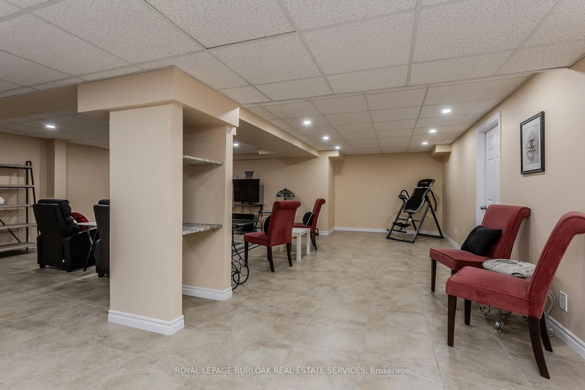 Photo 45 of 2194 Berwick Drive, Burlington, Roseland — HOMEH