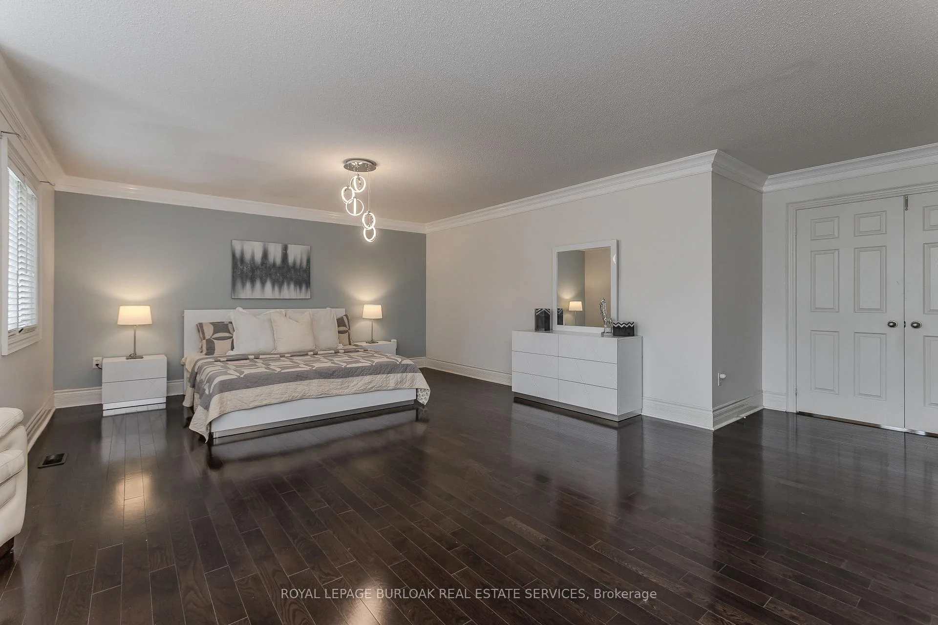 Photo 46 of 2194 Berwick Drive, Burlington, Roseland — HOMEH