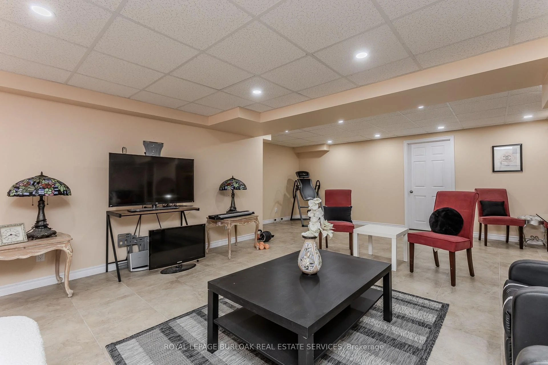 Photo 47 of 2194 Berwick Drive, Burlington, Roseland — HOMEH