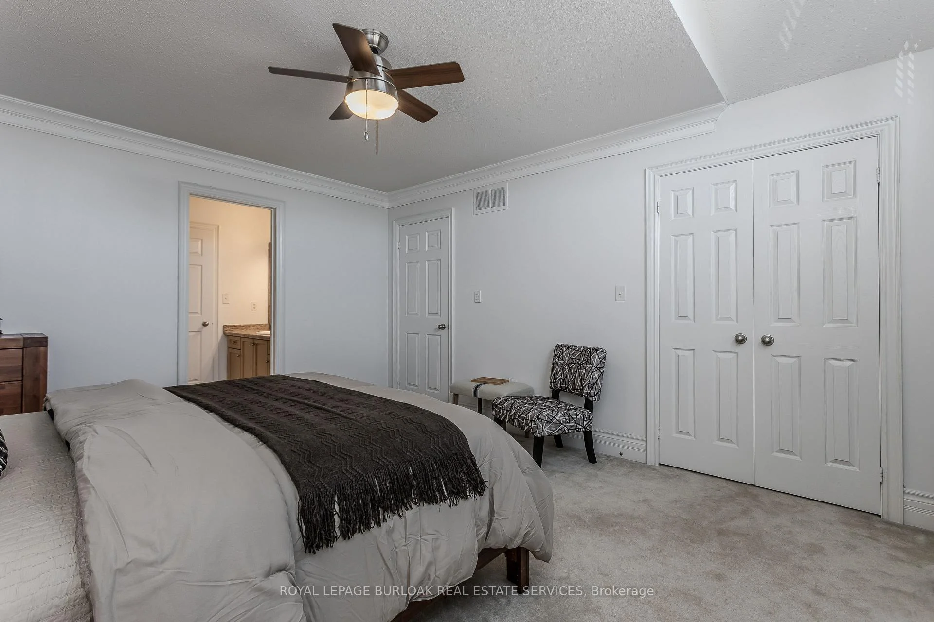 Photo 51 of 2194 Berwick Drive, Burlington, Roseland — HOMEH