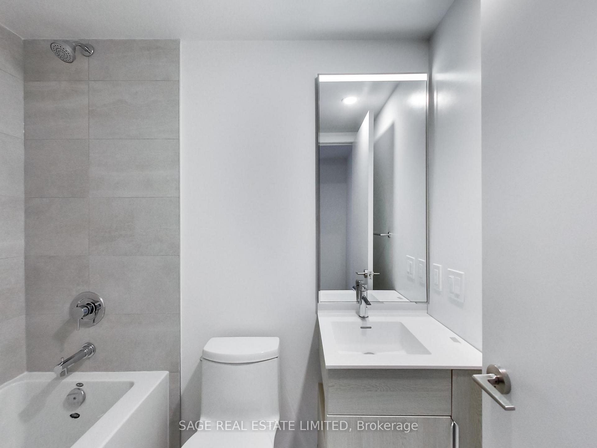 Photo 5 of Unit 704, 28 Eastern Avenue, Toronto, Moss Park — HOMEH