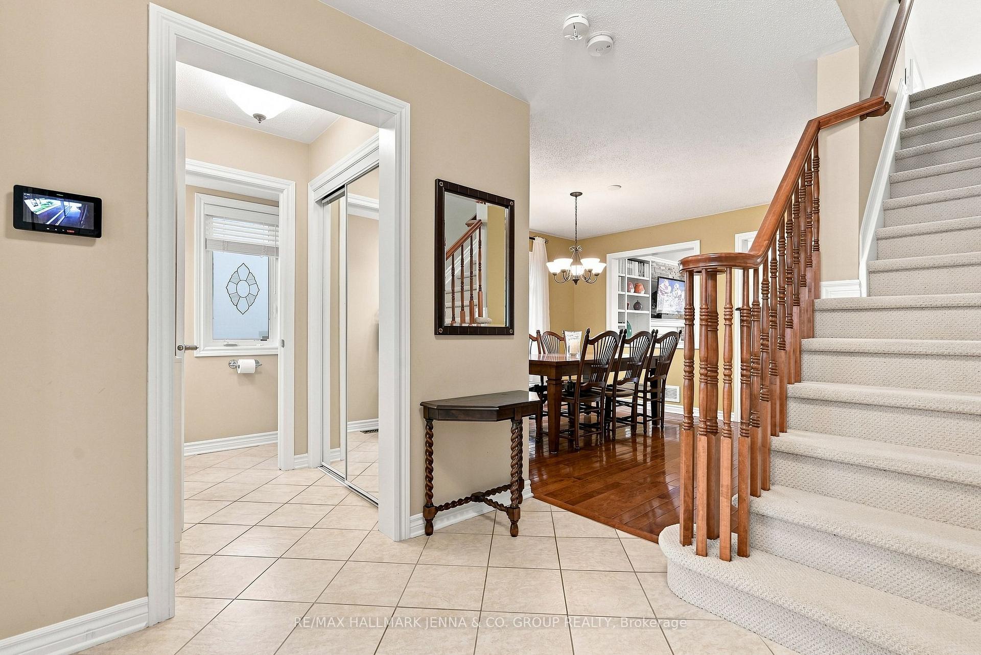 Photo 5 of 2636 Fallingwater Circle, Ottawa, Barrhaven - Half Moon Bay — HOMEH