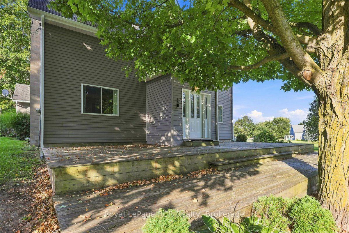 Photo 3 of 416 Water Street, West Grey — HOMEH