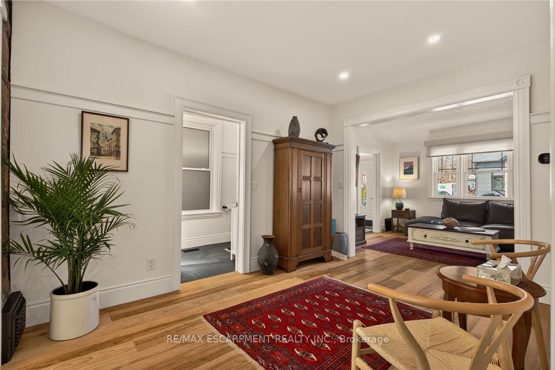 Photo 22 of 32 Magill Street, Hamilton, Strathcona — HOMEH
