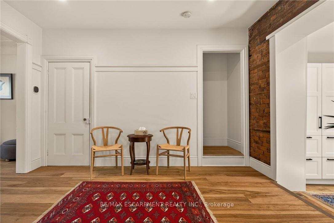 Photo 25 of 32 Magill Street, Hamilton, Strathcona — HOMEH