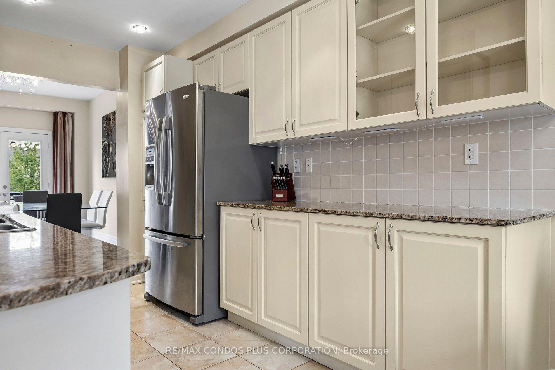 Photo 9 of 96 North Park Road, Vaughan, Beverley Glen — HOMEH
