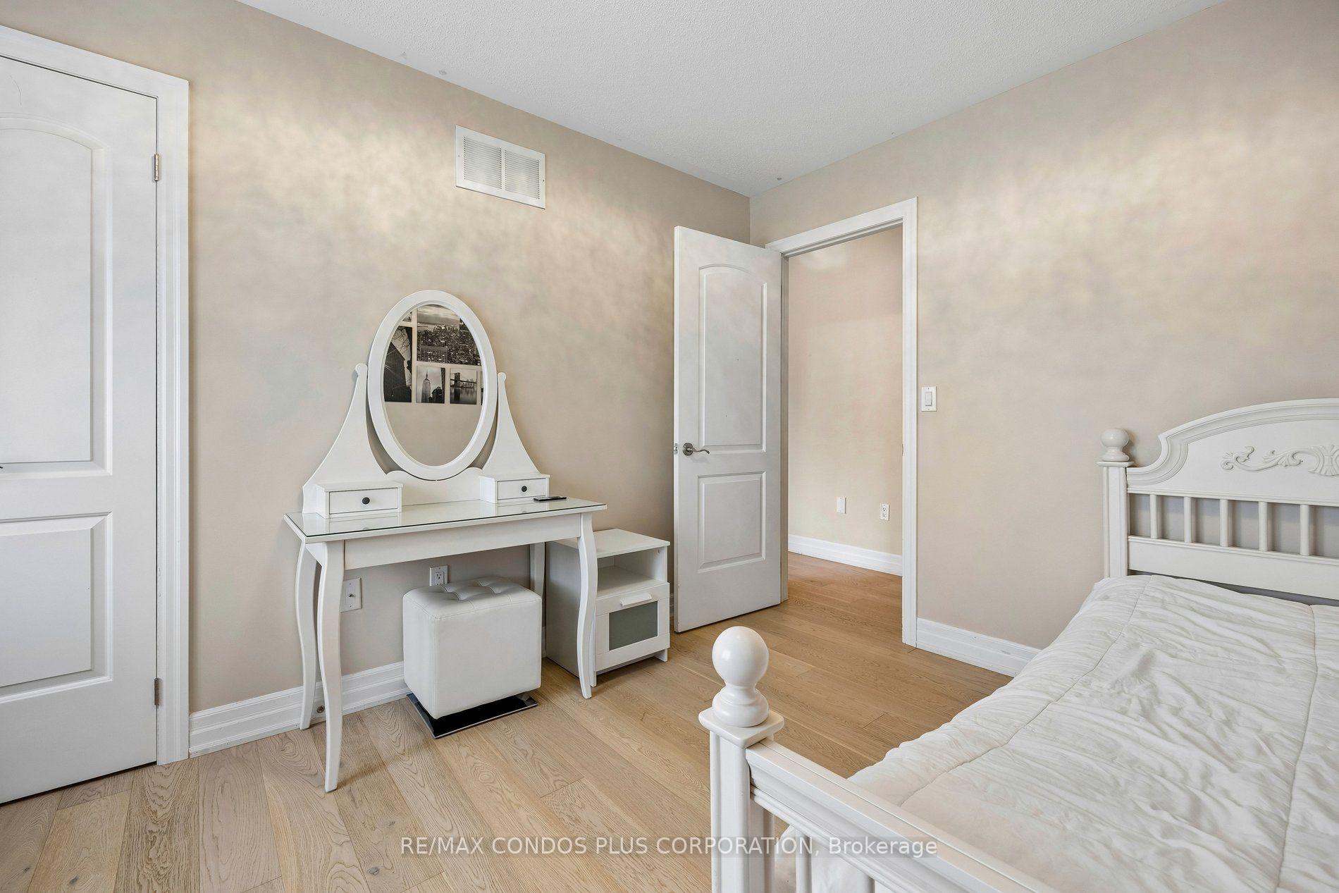 Photo 28 of 96 North Park Road, Vaughan, Beverley Glen — HOMEH