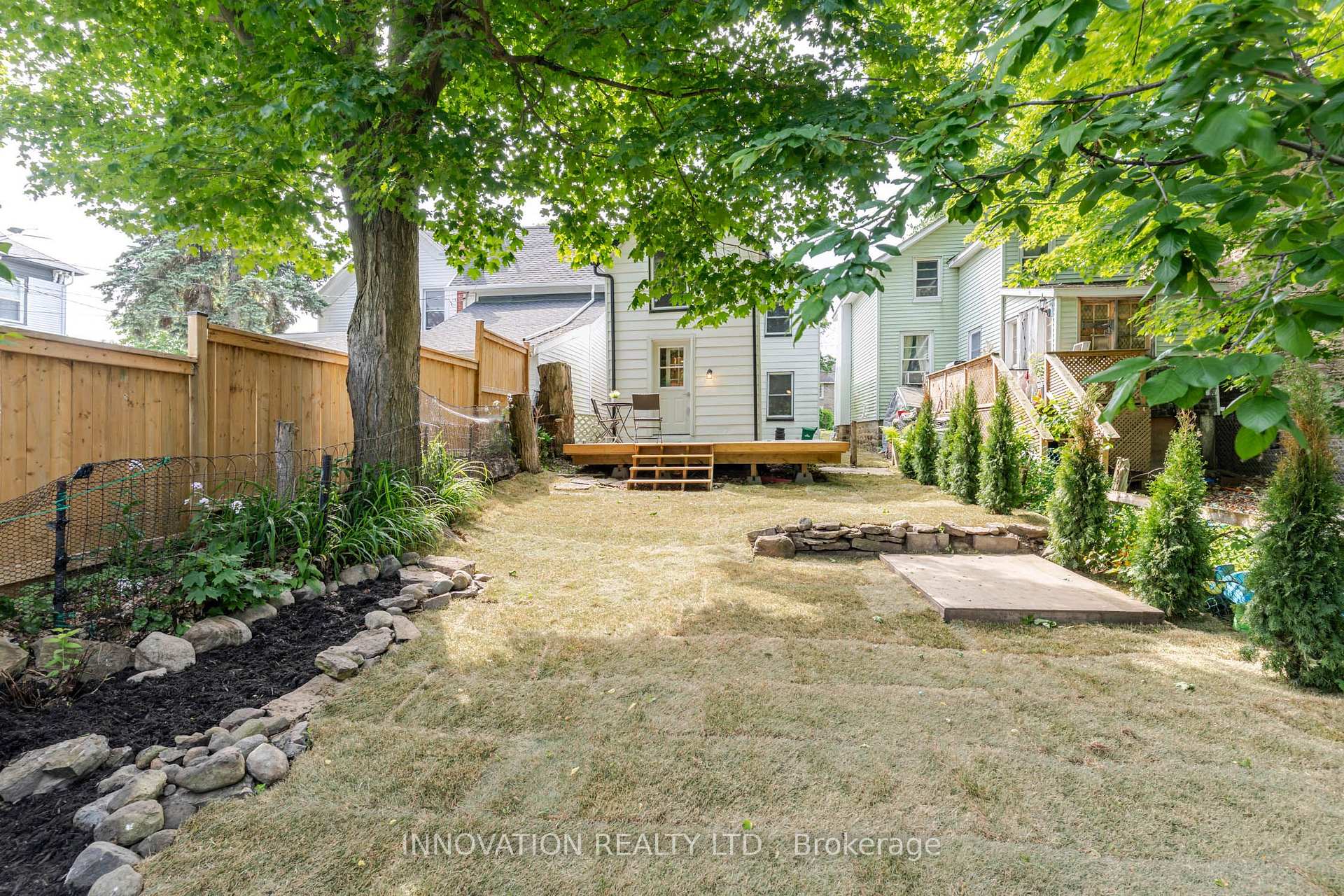 Photo 5 of 106 James Street E, Brockville, Brockville — HOMEH