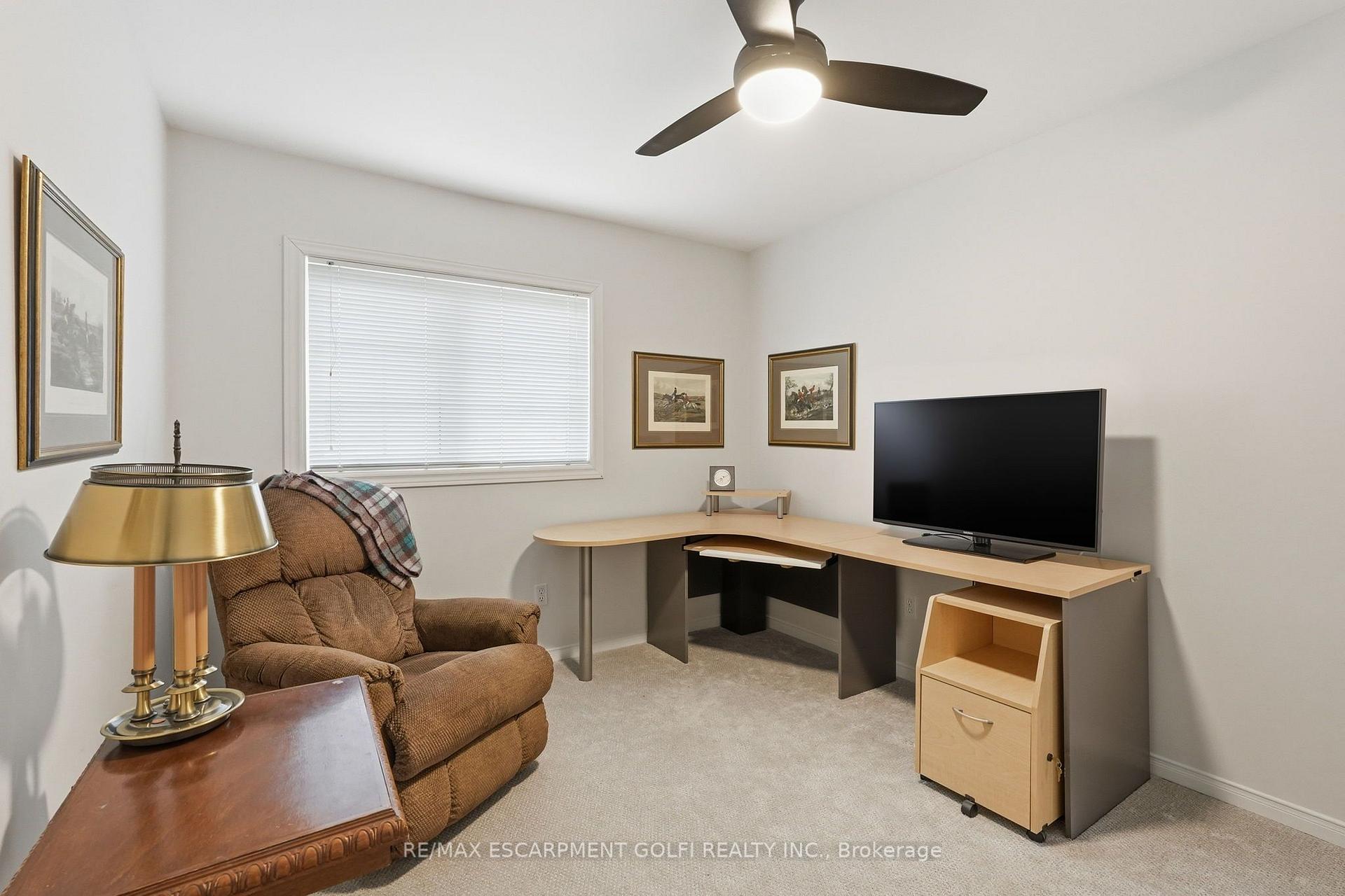 Photo 27 of Unit 103, 3333 New Street, Burlington, Roseland — HOMEH