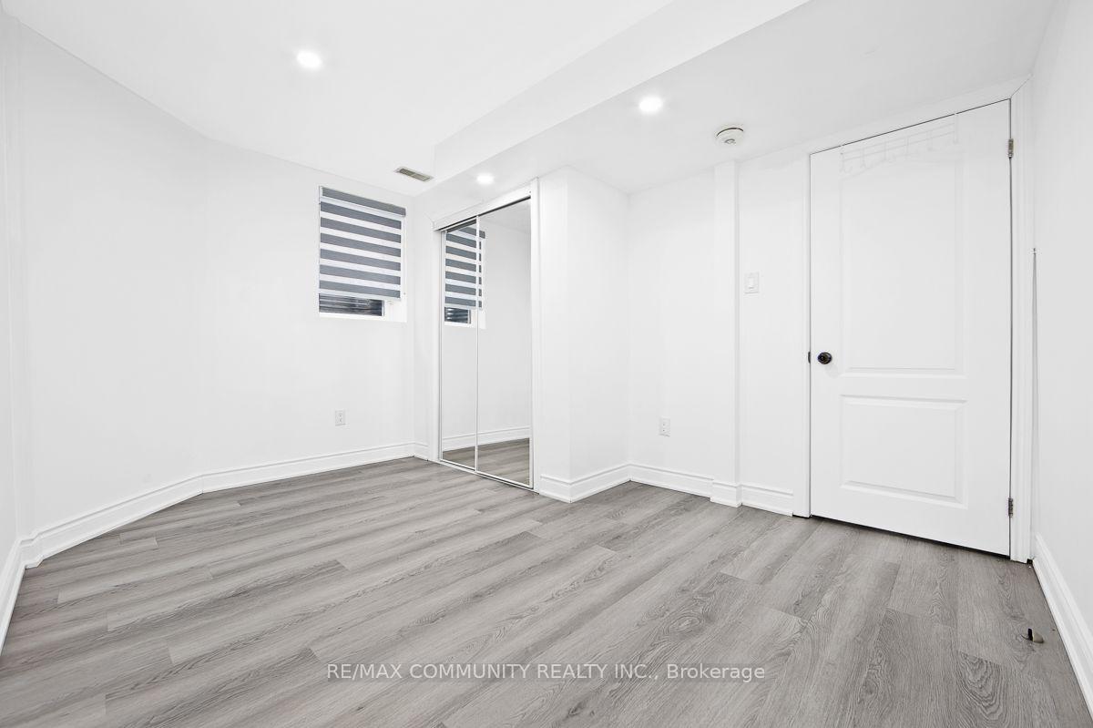 Photo 8 of Unit Bsmt, 64 Fallstar Crescent, Brampton, Fletcher's Meadow — HOMEH