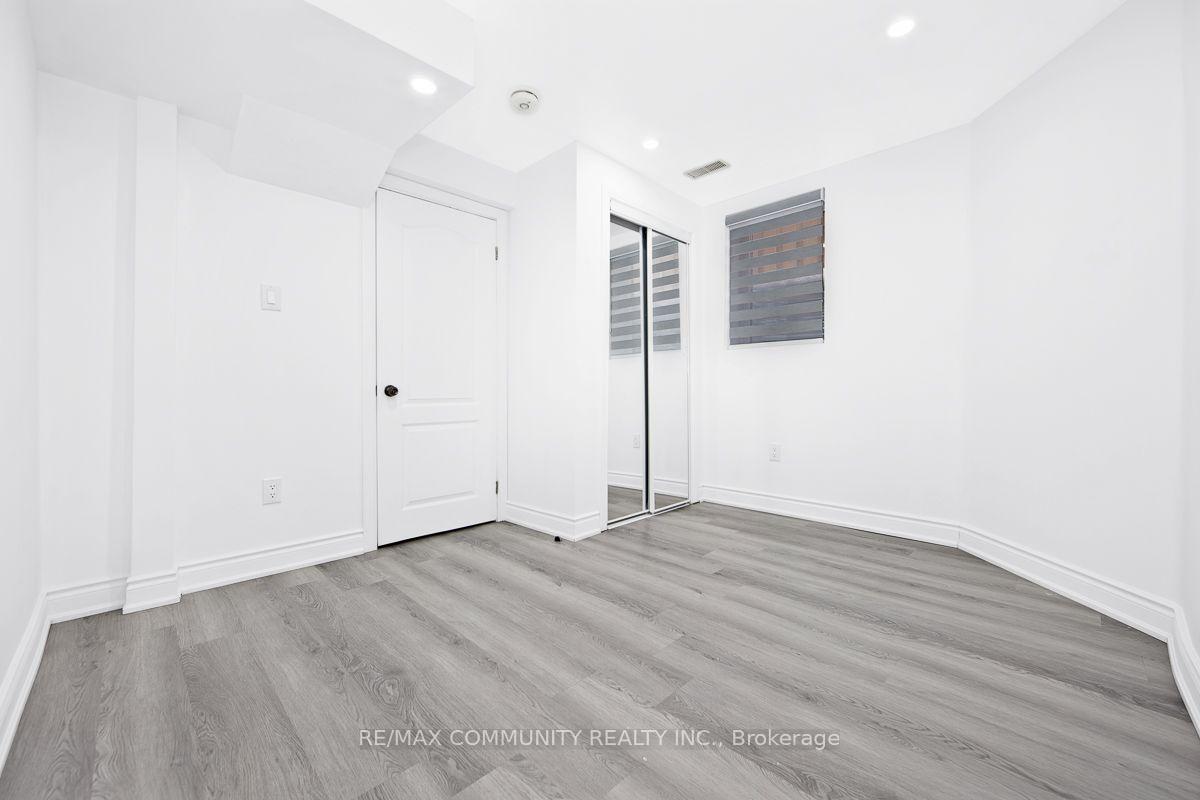 Photo 9 of Unit Bsmt, 64 Fallstar Crescent, Brampton, Fletcher's Meadow — HOMEH