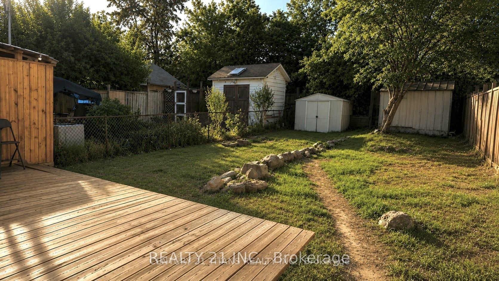 Photo 28 of 8 Mack Avenue, Scarborough, Clairlea-Birchmount — HOMEH