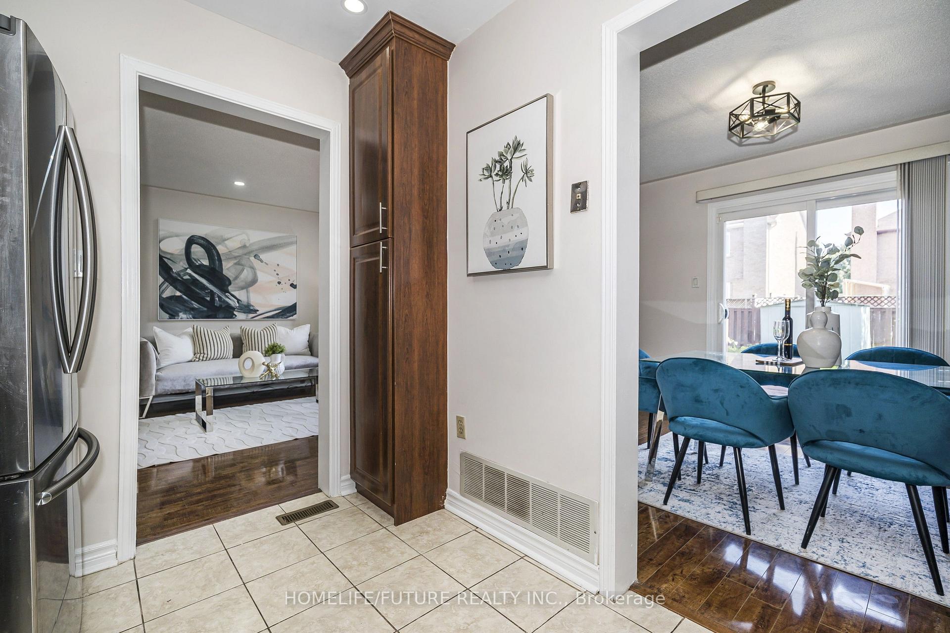 Photo 10 of 48 Creditstone Road, Brampton, Fletcher's Creek South — HOMEH