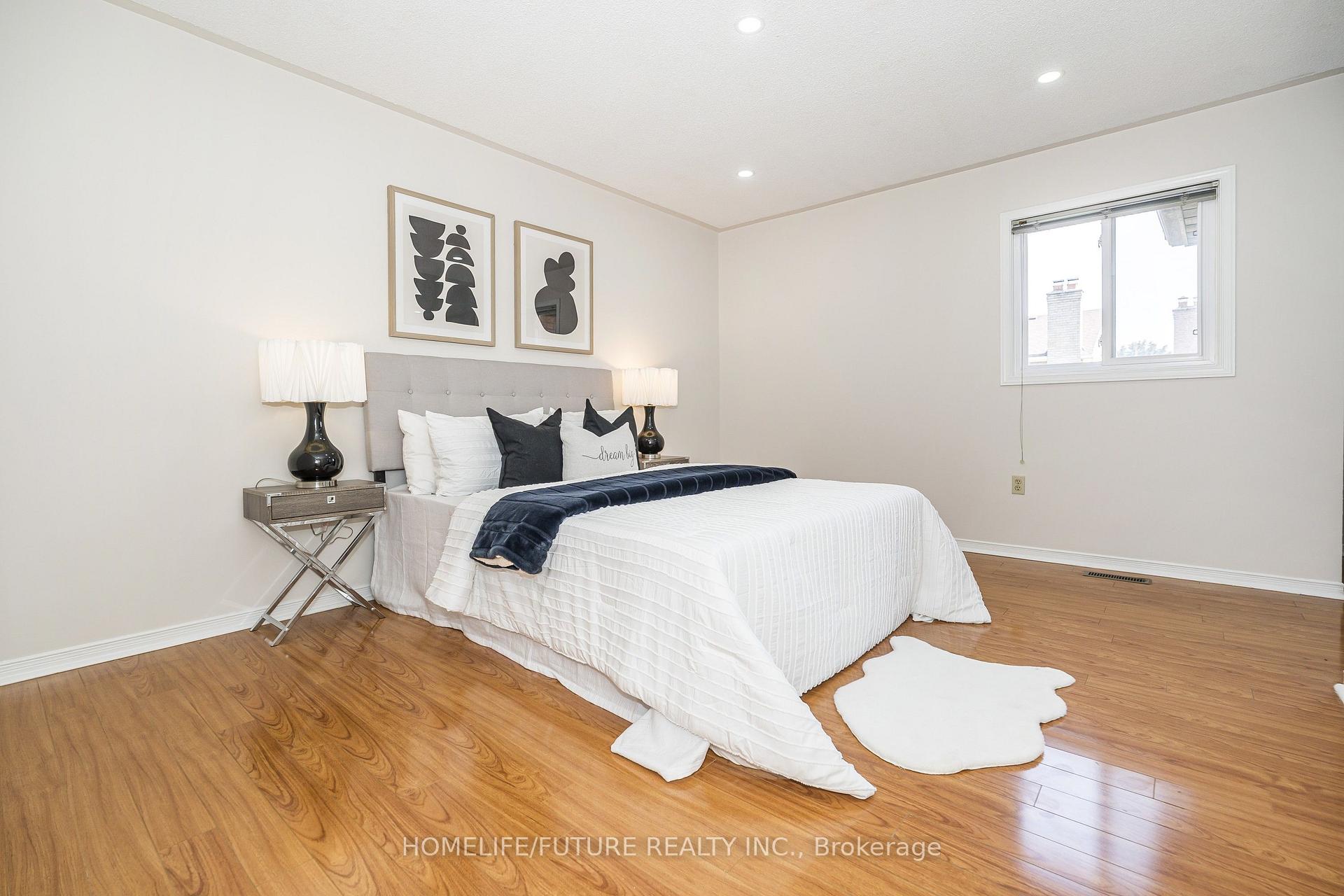 Photo 14 of 48 Creditstone Road, Brampton, Fletcher's Creek South — HOMEH
