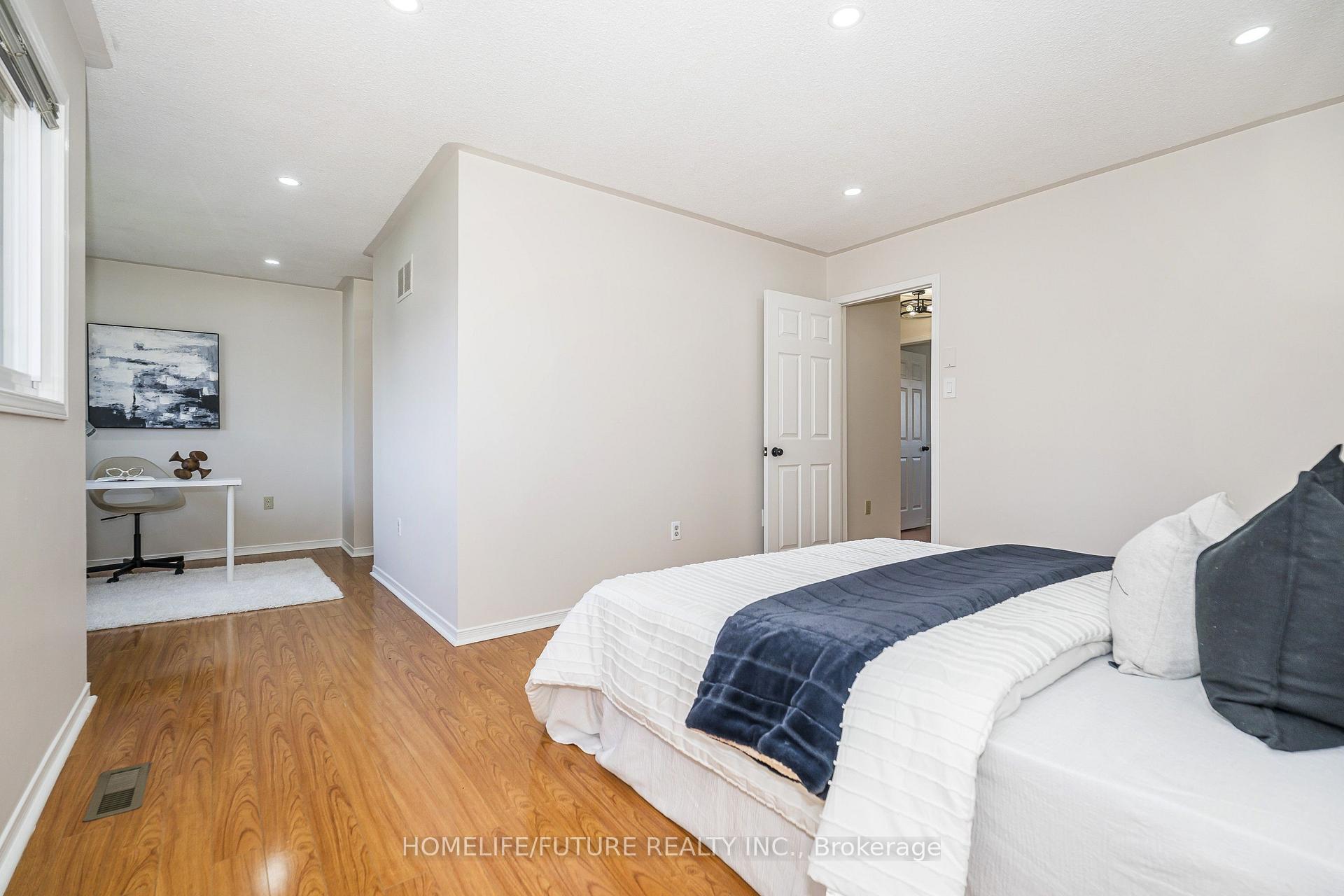Photo 15 of 48 Creditstone Road, Brampton, Fletcher's Creek South — HOMEH