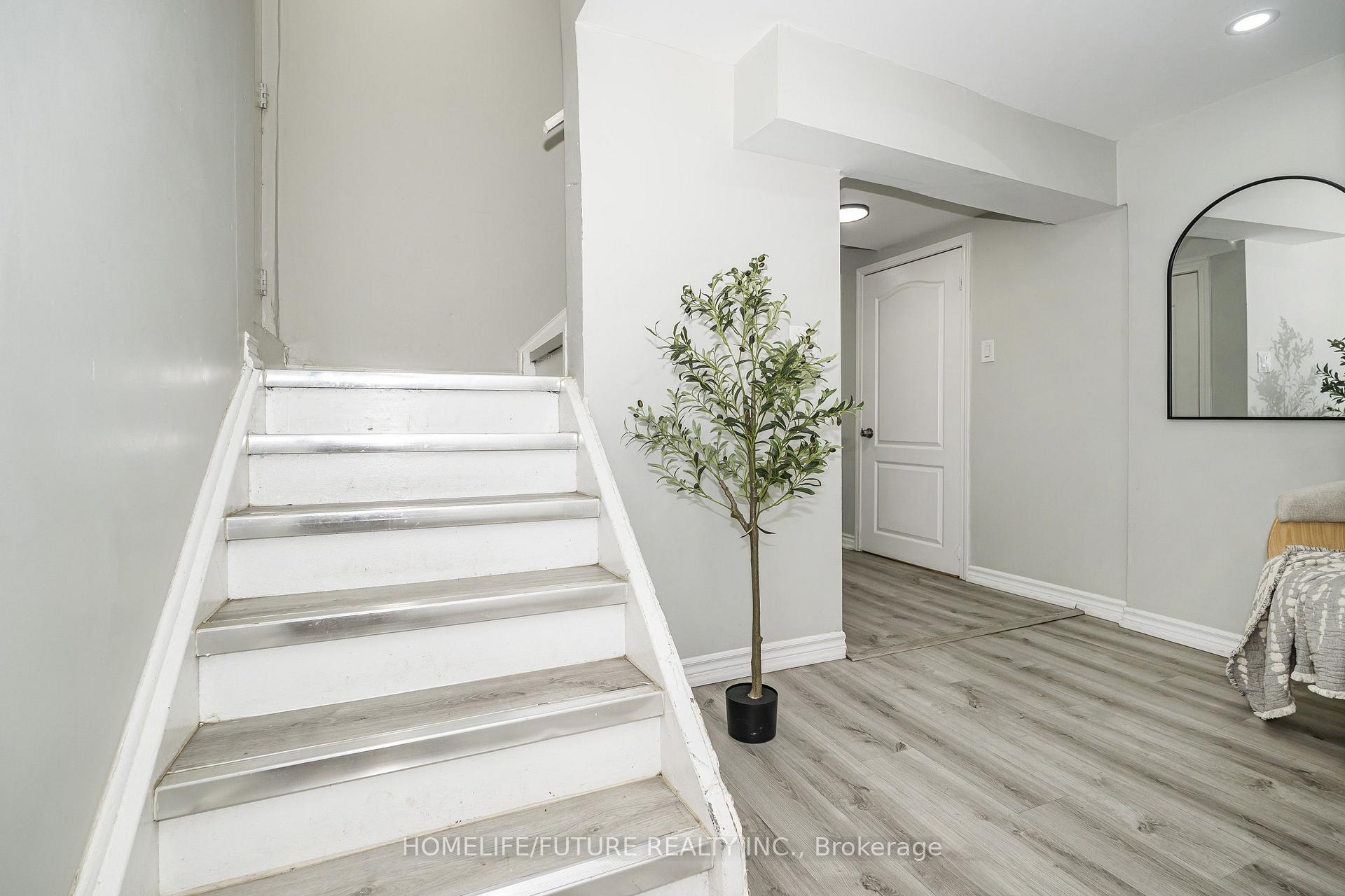 Photo 25 of 48 Creditstone Road, Brampton, Fletcher's Creek South — HOMEH
