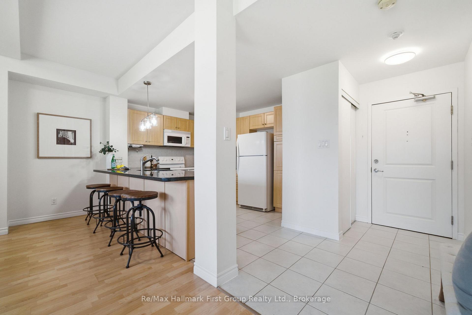 Photo 5 of Unit 215, 145 Third Street, Cobourg — HOMEH