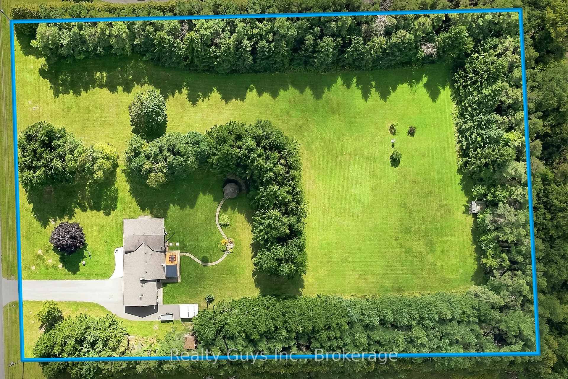 Photo 3 of 498 Ava Crescent, Cavan Monaghan, Millbrook Village — HOMEH