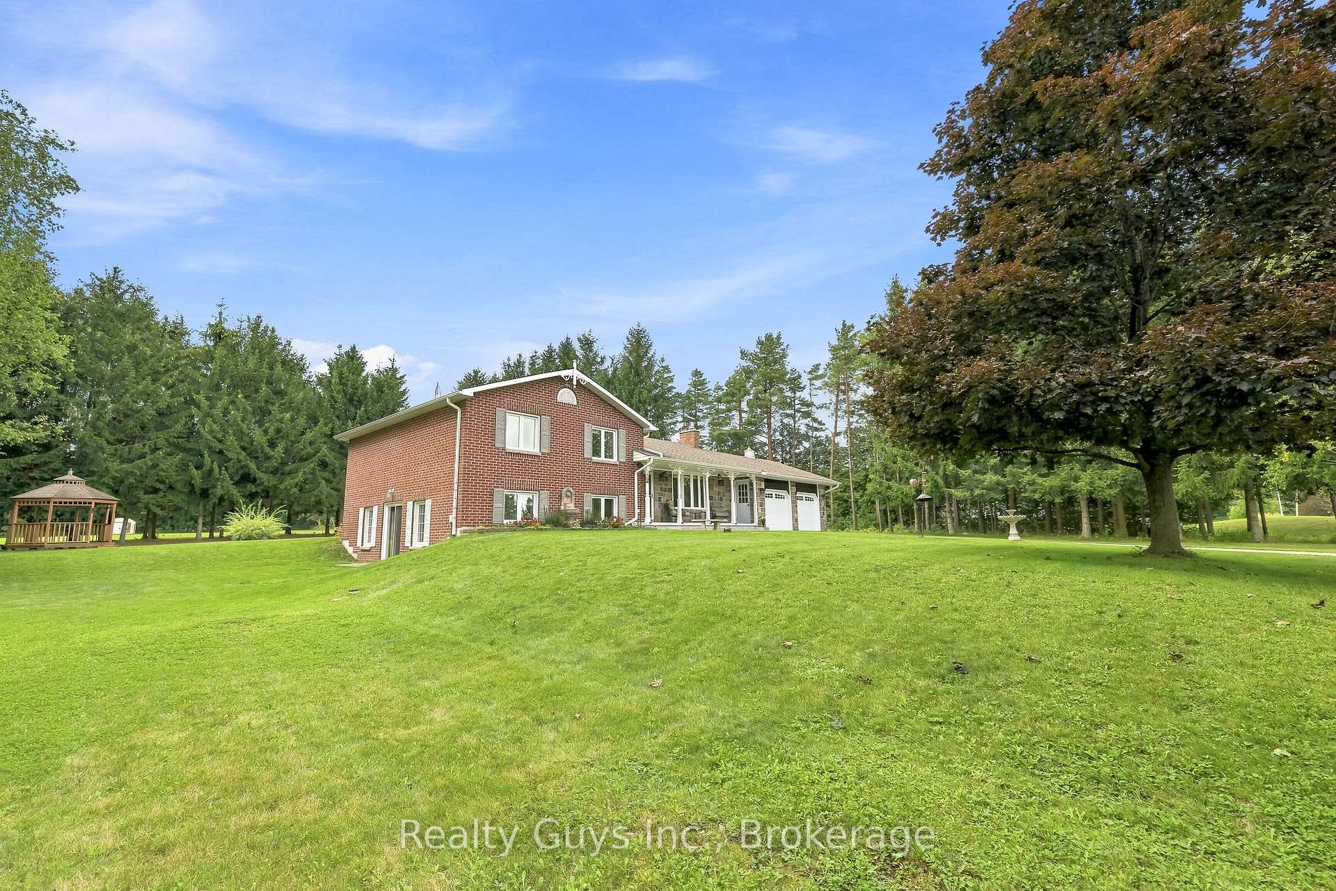 Photo 5 of 498 Ava Crescent, Cavan Monaghan, Millbrook Village — HOMEH