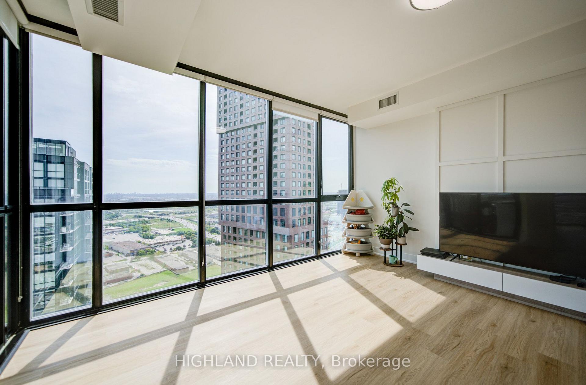 Photo 4 of Unit 3602, 2916 Highway 7, Vaughan, Concord — HOMEH