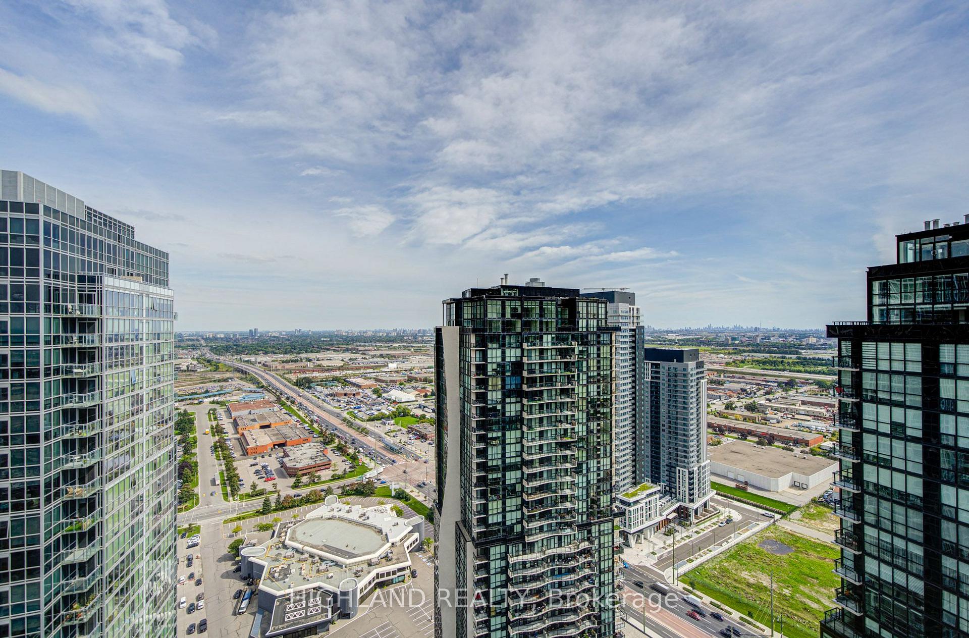 Photo 15 of Unit 3602, 2916 Highway 7, Vaughan, Concord — HOMEH