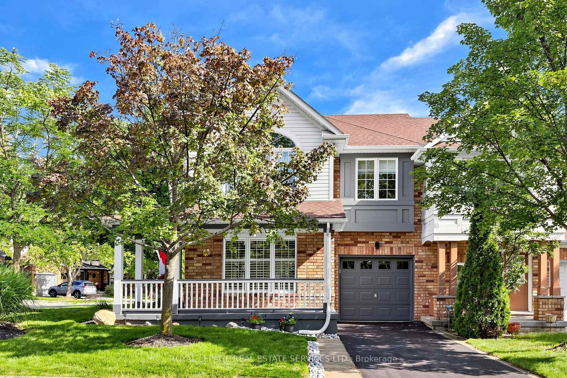 Photo 4 of 2413 Baintree Crescent, Oakville, Westmount — HOMEH
