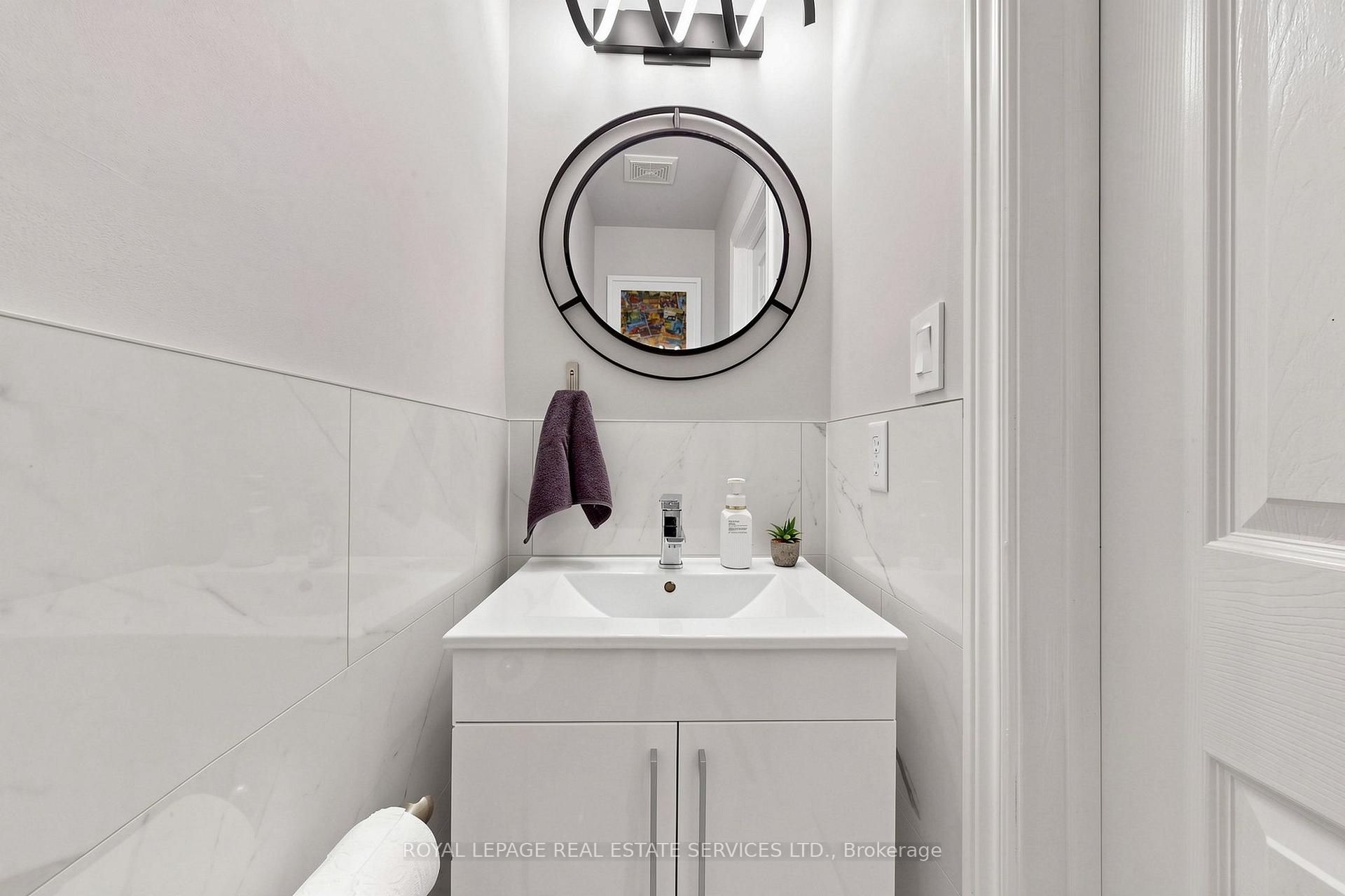 Photo 21 of 2413 Baintree Crescent, Oakville, Westmount — HOMEH