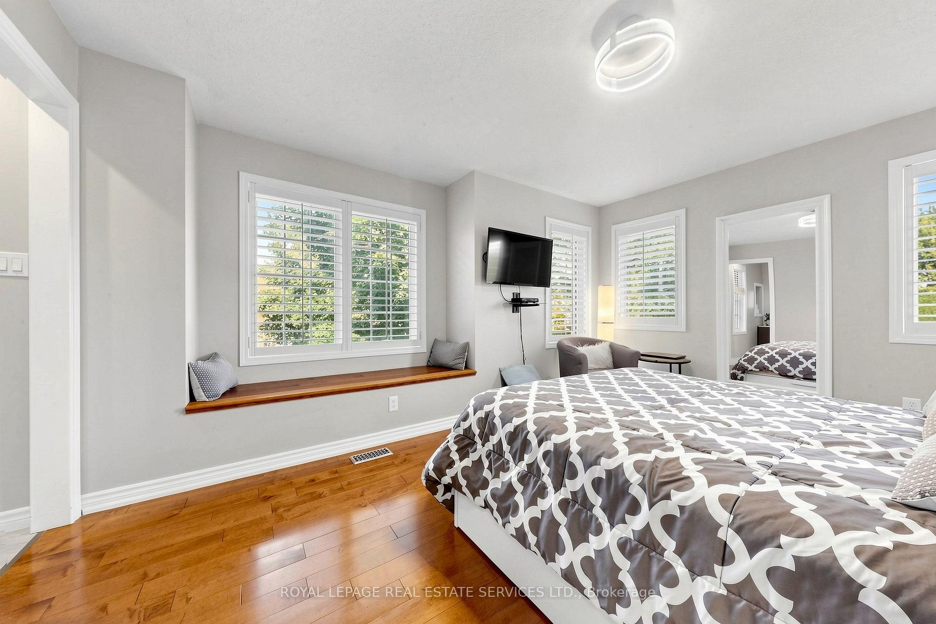 Photo 24 of 2413 Baintree Crescent, Oakville, Westmount — HOMEH