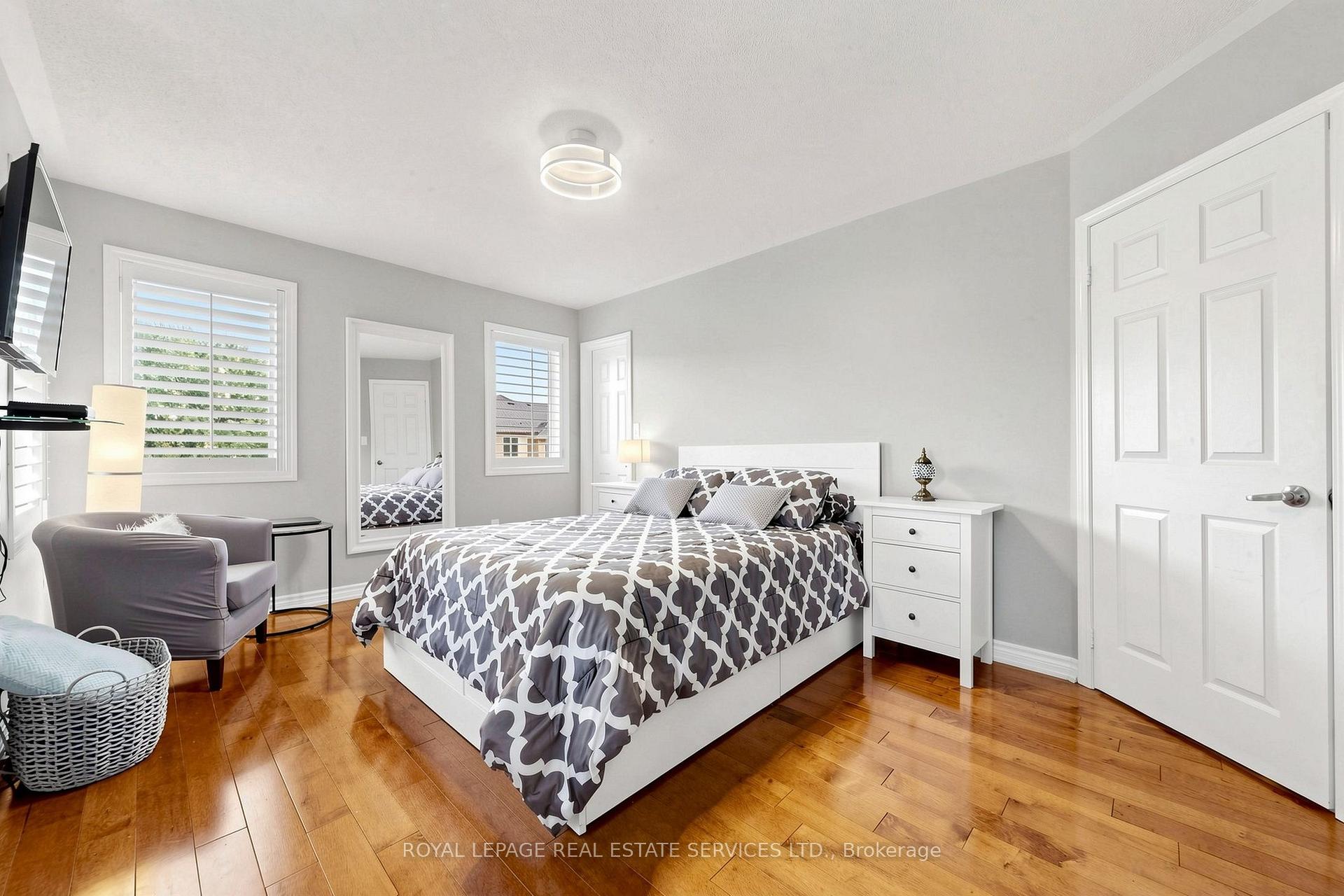 Photo 25 of 2413 Baintree Crescent, Oakville, Westmount — HOMEH