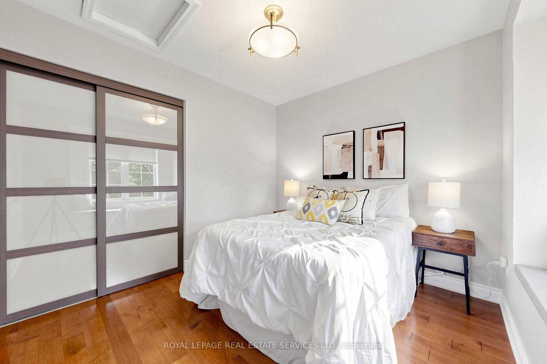 Photo 34 of 2413 Baintree Crescent, Oakville, Westmount — HOMEH