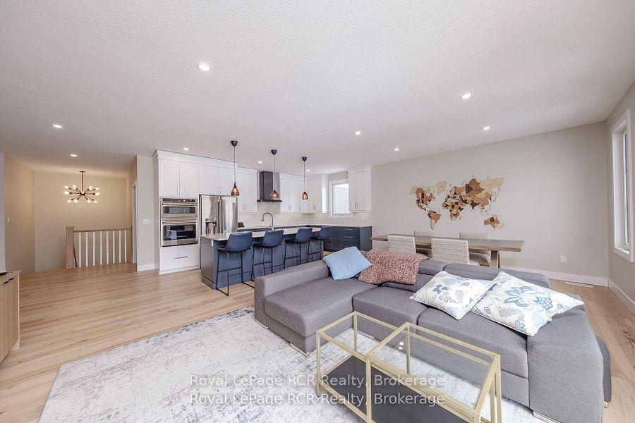 Photo 14 of 9 Sunset Place, Huron-Kinloss — HOMEH