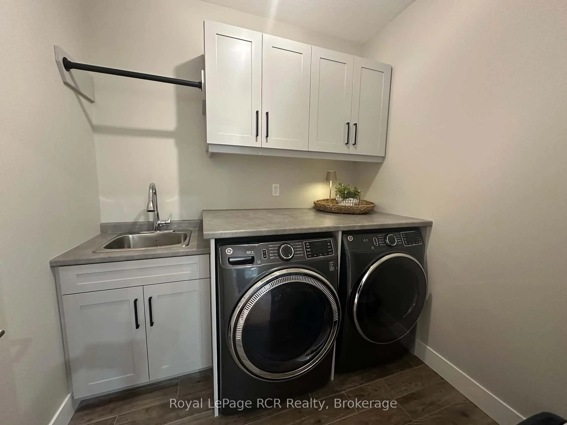 Photo 21 of 9 Sunset Place, Huron-Kinloss — HOMEH