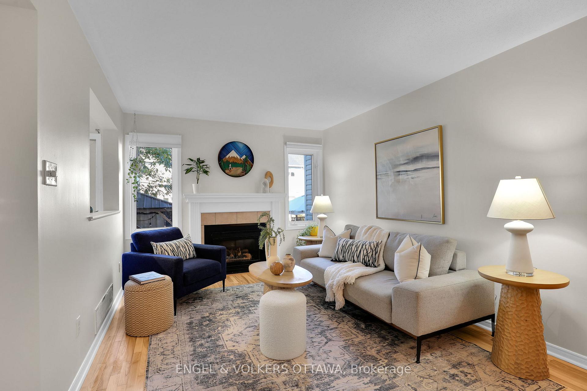 Photo 7 of 1632 Varennes Boulevard, Ottawa, Fallingbrook/Pineridge — HOMEH