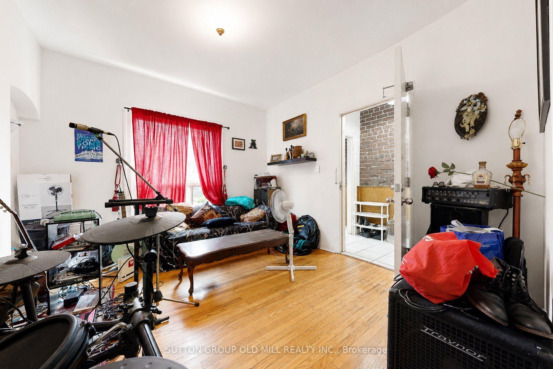 Photo 6 of 1060 College Street, Toronto, Dufferin Grove — HOMEH
