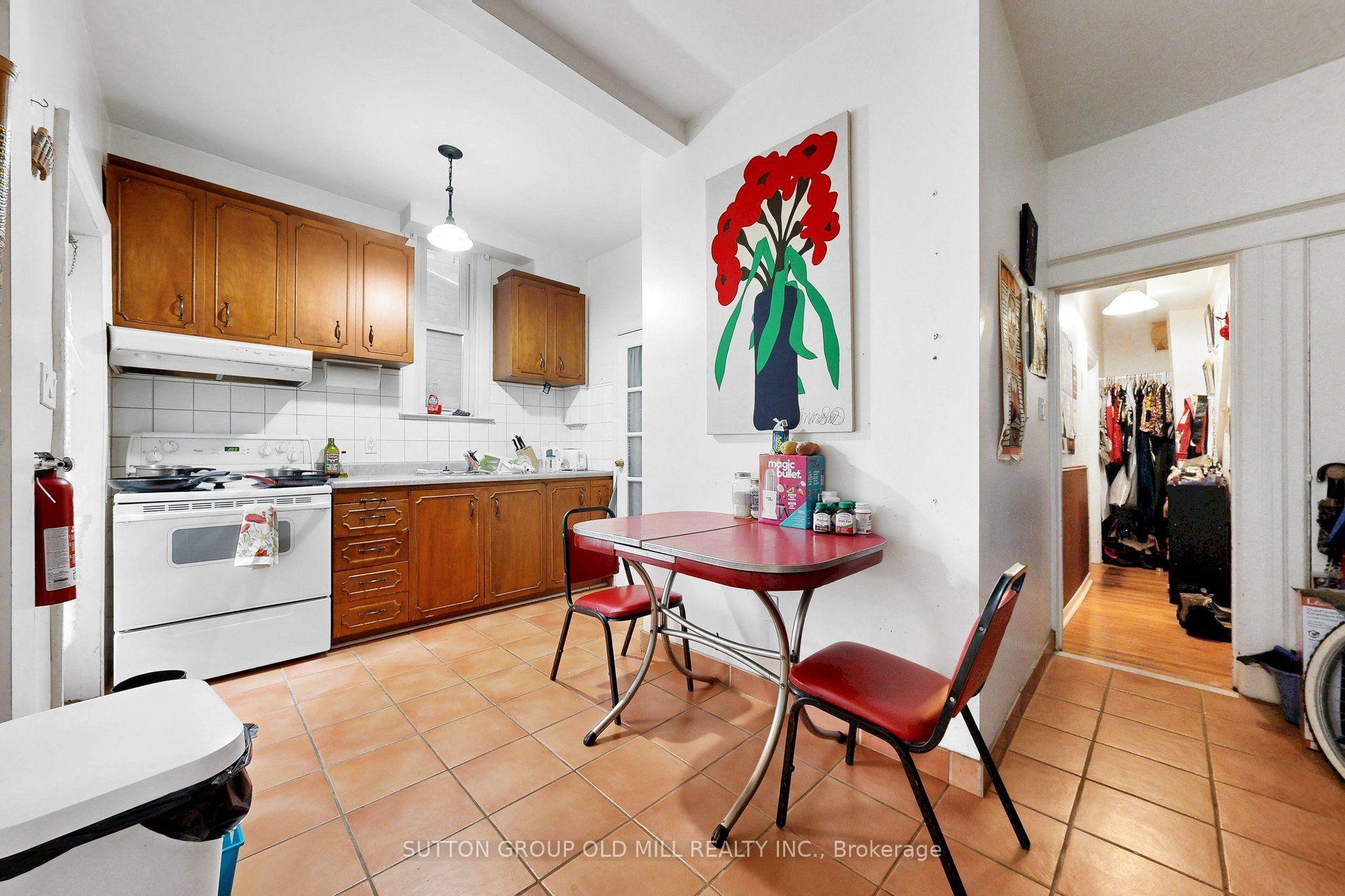 Photo 11 of 1060 College Street, Toronto, Dufferin Grove — HOMEH