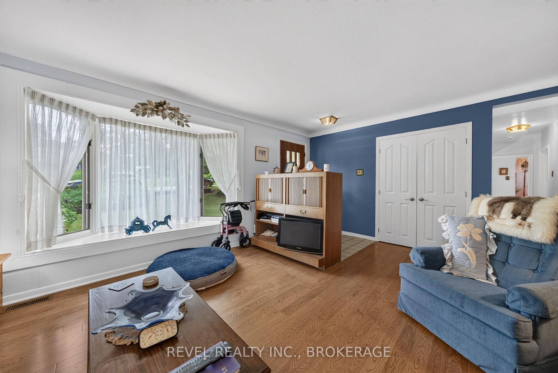 Photo 8 of 4453 Latimer Road, Frontenac, Frontenac South — HOMEH