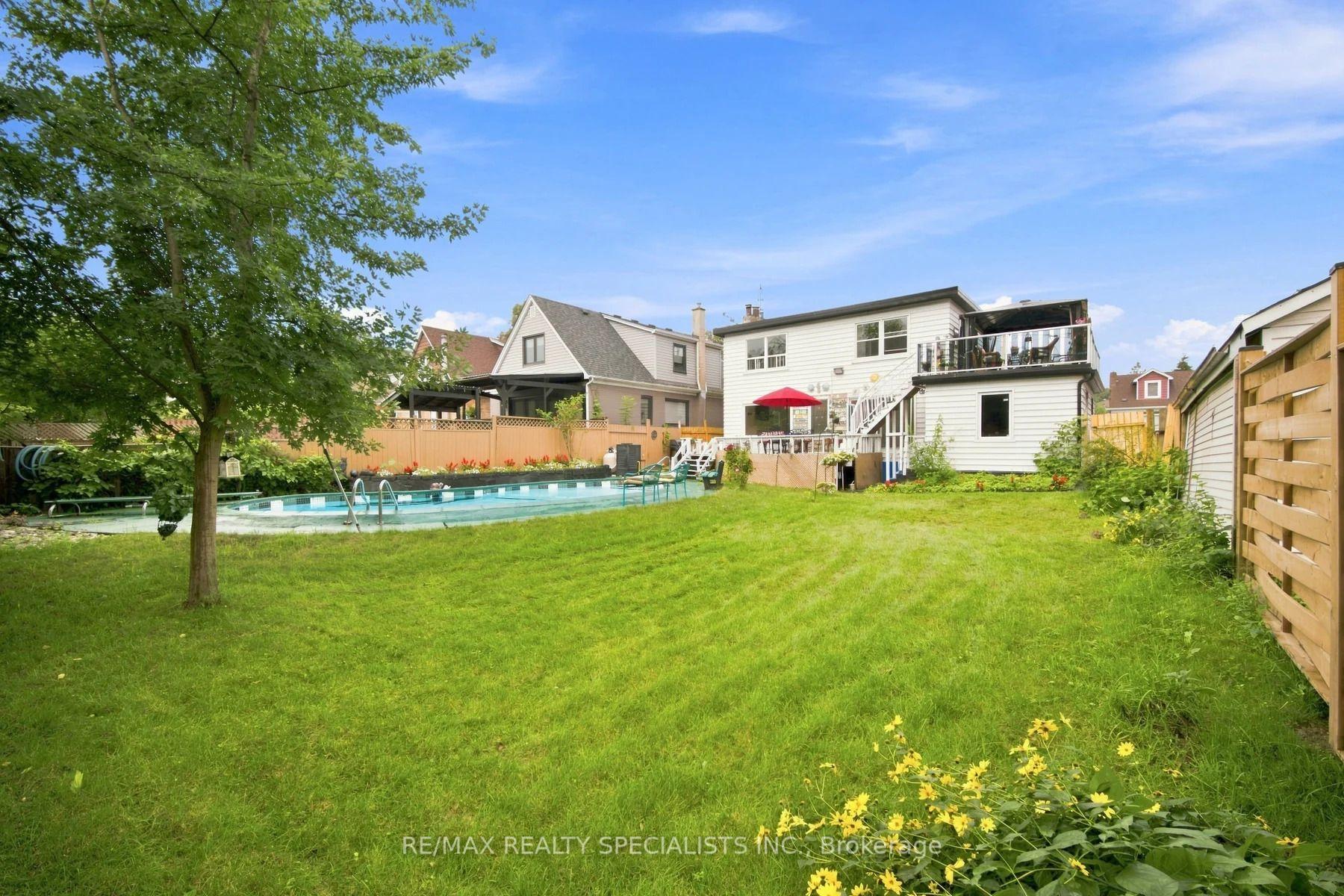 Photo 28 of 39 Macdonald Street, Etobicoke, Mimico — HOMEH