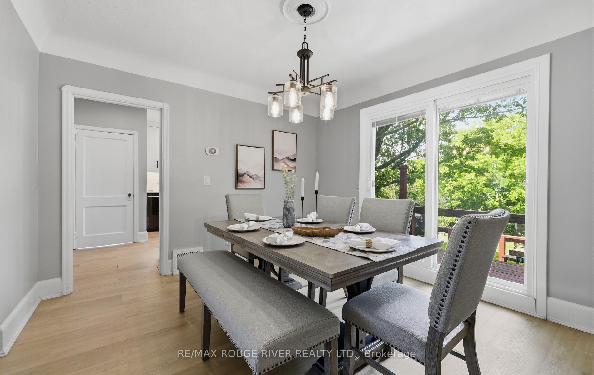 Photo 13 of 1576 Highway 2 Road, Clarington, Courtice — HOMEH