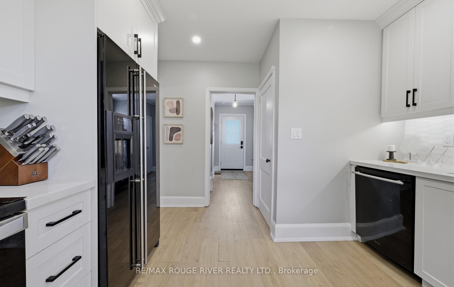 Photo 18 of 1576 Highway 2 Road, Clarington, Courtice — HOMEH